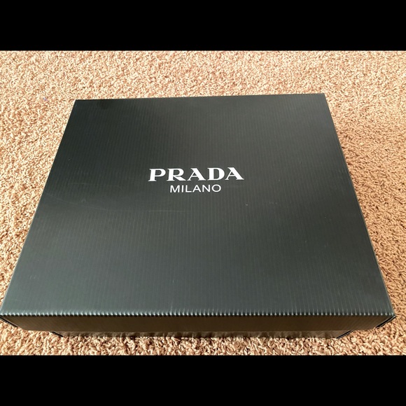 PRADA KNIT SNEAKERS - Picture 11 of 11